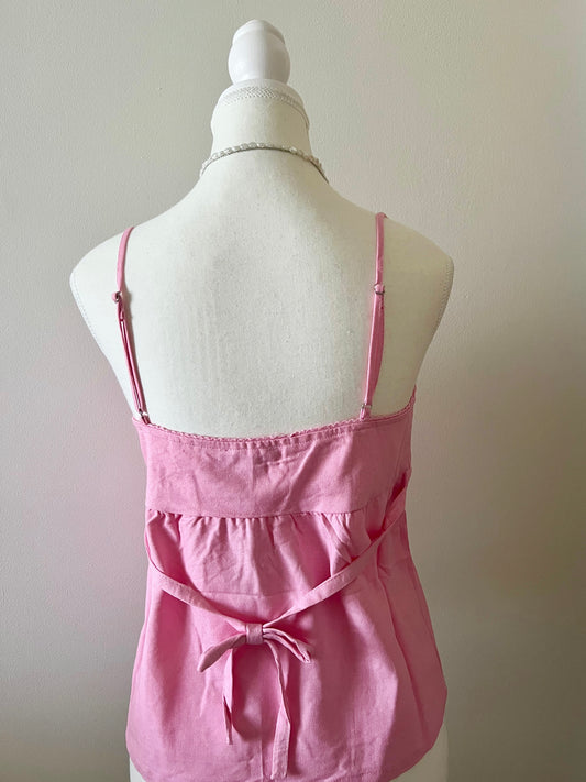 Haut à nouer dans le dos